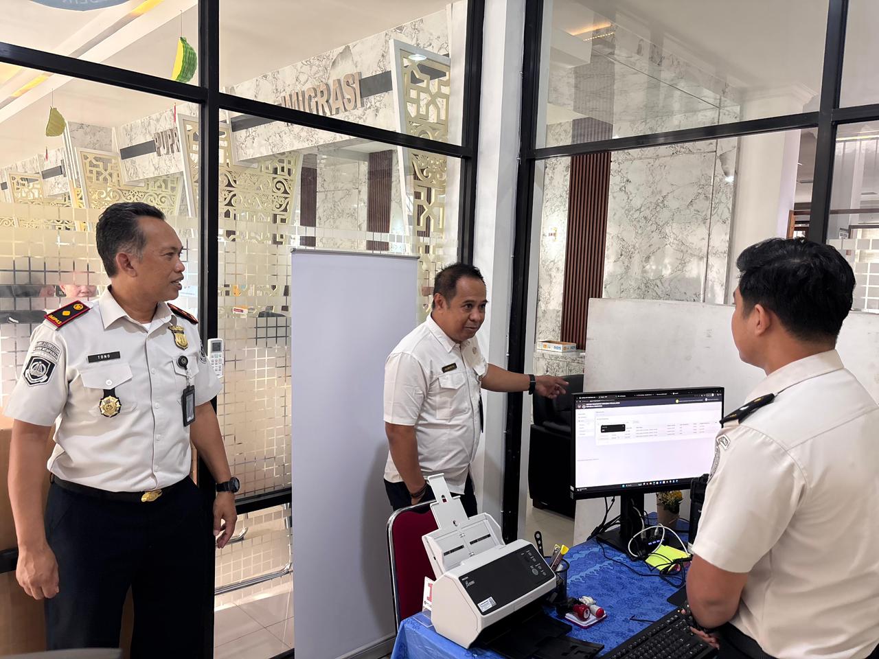 Penguatan Kehumasan dan Digitalisasi Informasi Jadi Fokus Pembinaan di Kanim Mempawah